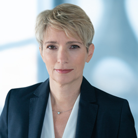 Dr. Melanie Maas-Brunner (Photo)